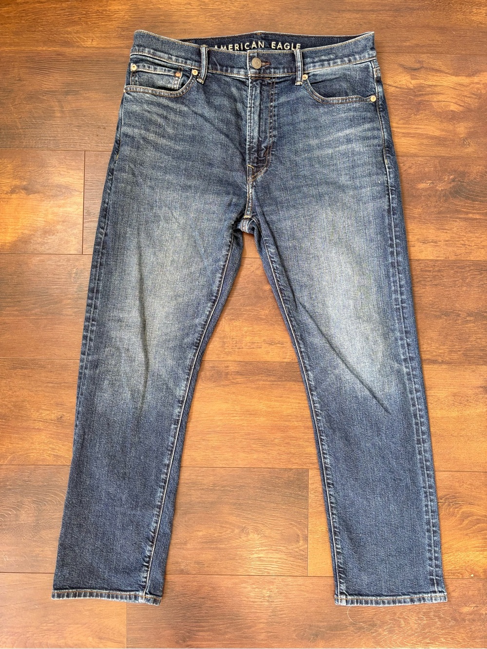 American Eagle Outfitters Men’s Medium Blue Slim Straight Jeans‎